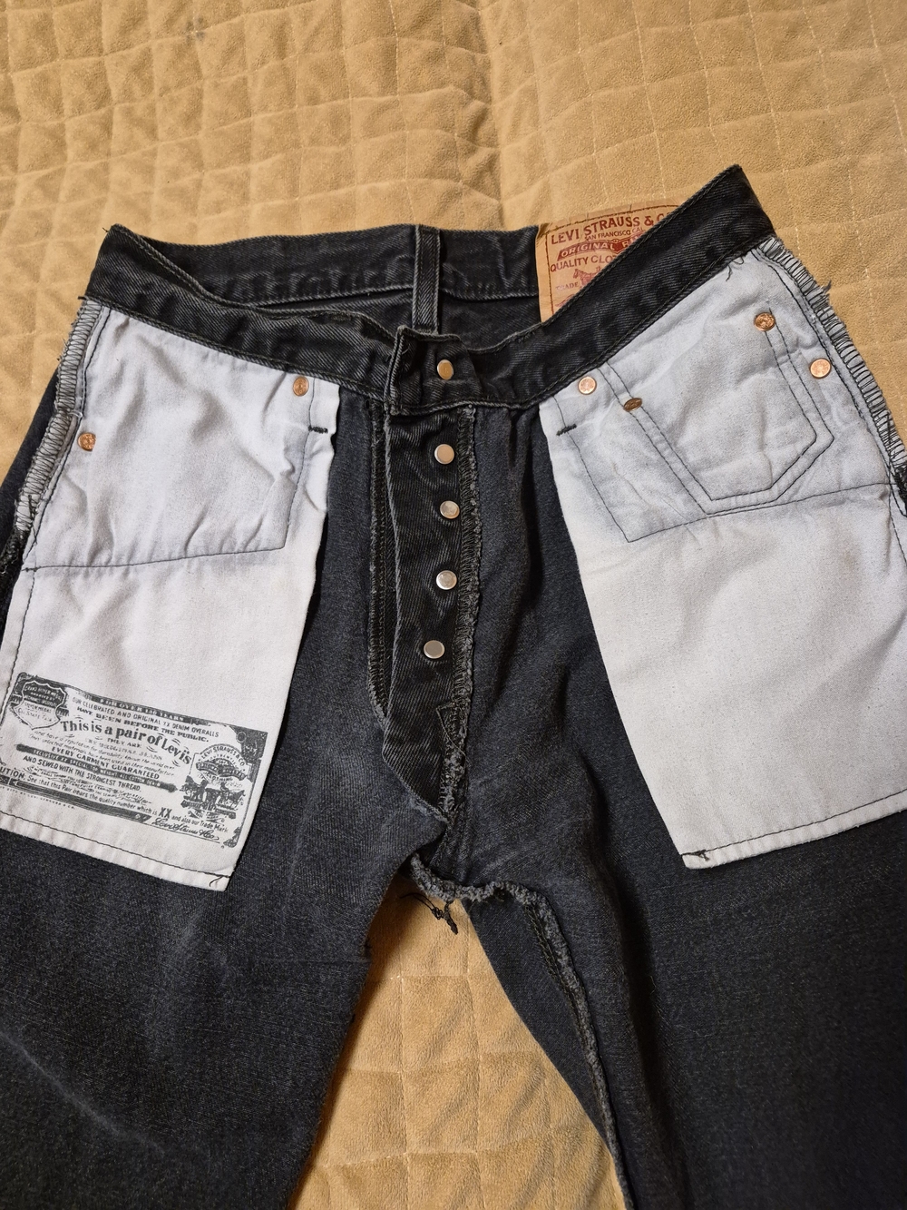 Levi's Men's Black Slim Straight Jeans with Contrast Pocket Lining